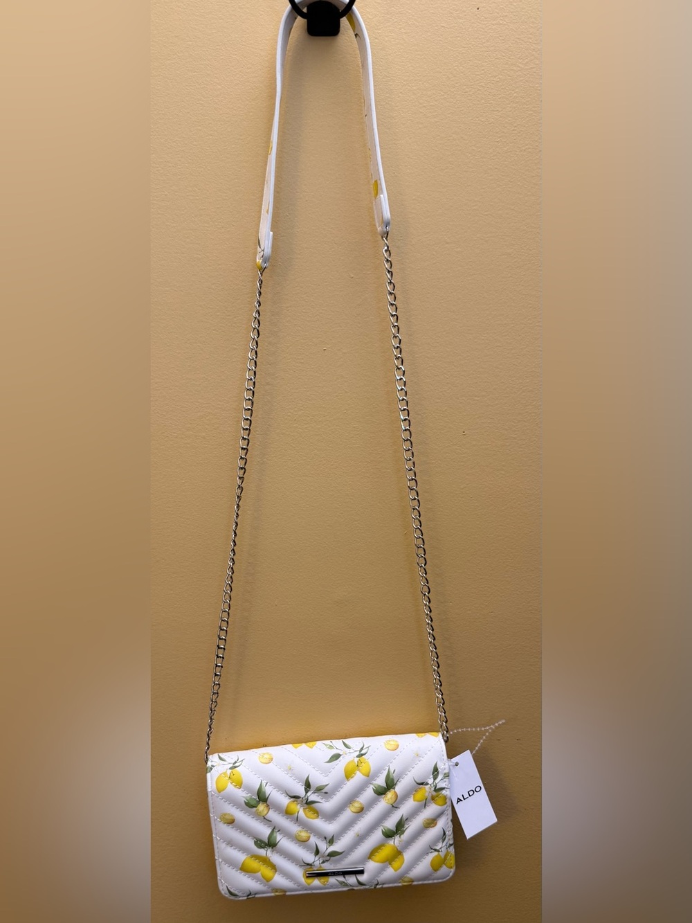 ALDO Women's White Lemon Print Quilted Crossbody Bag NWT - Picture 2 of 10
